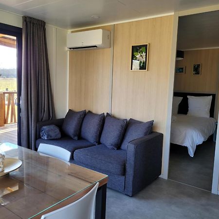 Les Chalets Du Moulin De Valade Condat-sur-Trincou Eksteriør bilde